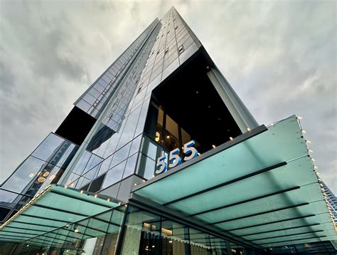 tower xlt|Amazon restarting construction on 22 unfinished floors inside Bellevue .